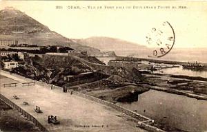 FM a- 117- Bd Front de mer